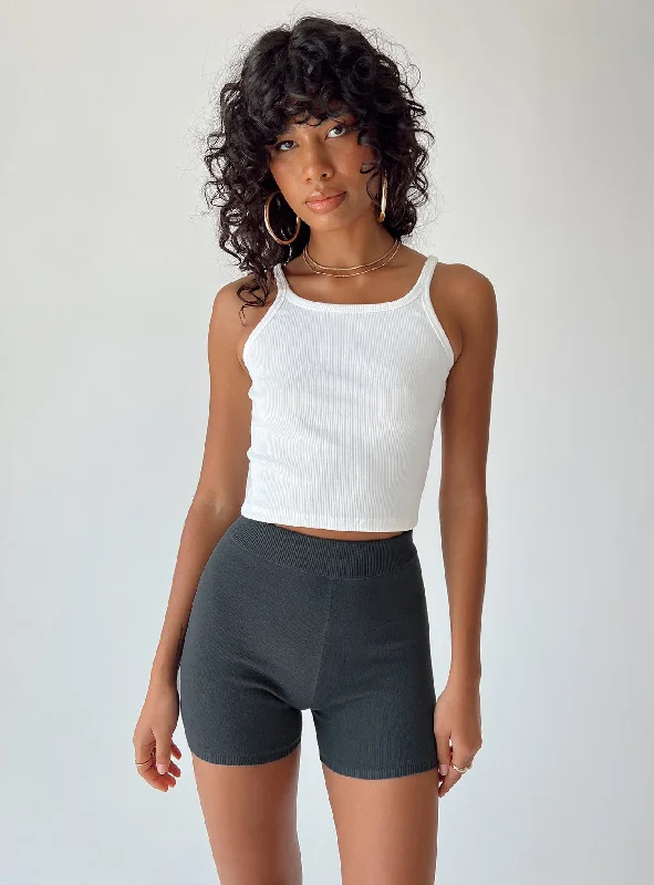 Cargo shorts – Loose-fitting shorts with large side pockets, often made from durable material for a utilitarian look.Cargo shorts – Loose-fitting shorts with large side pockets, often made from durable material for a utilitarian look.Ivy Bike Shorts Grey Cargo shorts – Loose-fitting shorts with large side pockets, often made from durable material for a utilitarian look.Cargo shorts – Loose-fitting shorts with large side pockets, often made from durable material for a utilitarian look.Ivy Bike Shorts Grey