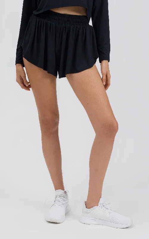 Seamless shorts – Shorts with minimal or no visible seams for a smooth, sleek look.Seamless shorts – Shorts with minimal or no visible seams for a smooth, sleek look.Free Flow High-Rise Short With Inside Biker Shorts - Black Seamless shorts – Shorts with minimal or no visible seams for a smooth, sleek look.Seamless shorts – Shorts with minimal or no visible seams for a smooth, sleek look.Free Flow High-Rise Short With Inside Biker Shorts - Black