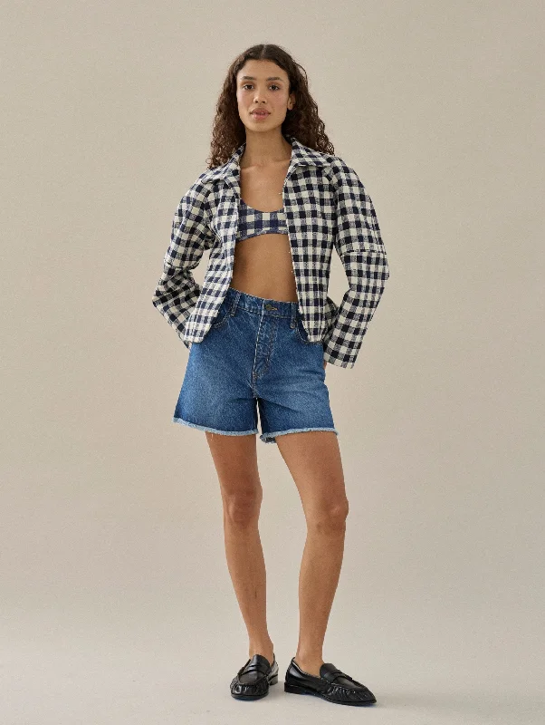 Button-front shorts – Shorts with a button-up closure at the front for a chic, stylish detail.Button-front shorts – Shorts with a button-up closure at the front for a chic, stylish detail.Freddie Short in True Blue Button-front shorts – Shorts with a button-up closure at the front for a chic, stylish detail.Button-front shorts – Shorts with a button-up closure at the front for a chic, stylish detail.Freddie Short in True Blue