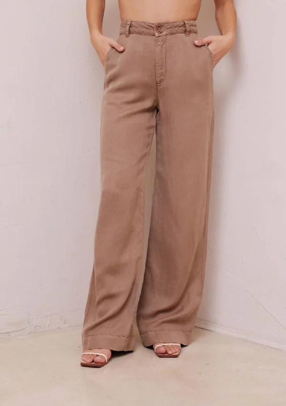 Bootcut trousers – Slightly flared at the bottom, designed to accommodate boots underneath.Bootcut trousers – Slightly flared at the bottom, designed to accommodate boots underneath.Bootcut trousers – Slightly flared at the bottom, designed to accommodate boots underneath.Clean Hem High Waist Pants In Mocha Chocolate Bootcut trousers – Slightly flared at the bottom, designed to accommodate boots underneath.Bootcut trousers – Slightly flared at the bottom, designed to accommodate boots underneath.Bootcut trousers – Slightly flared at the bottom, designed to accommodate boots underneath.Clean Hem High Waist Pants In Mocha Chocolate