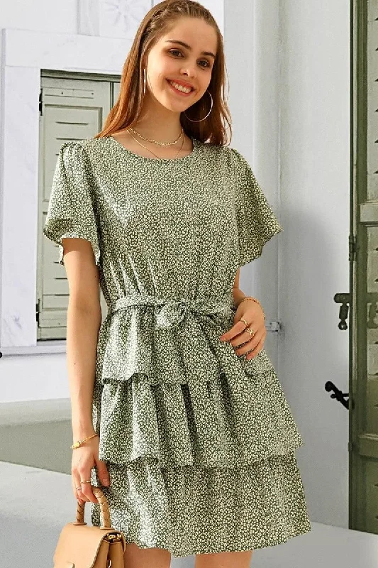 Tea-length dress – Dress that falls between the knee and ankle, perfect for more formal or vintage-inspired occasions.Tea-length dress – Dress that falls between the knee and ankle, perfect for more formal or vintage-inspired occasions.LAYERED CAKE SHORT DRESS Tea-length dress – Dress that falls between the knee and ankle, perfect for more formal or vintage-inspired occasions.Tea-length dress – Dress that falls between the knee and ankle, perfect for more formal or vintage-inspired occasions.LAYERED CAKE SHORT DRESS