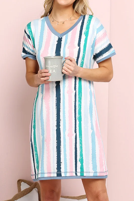 V-neck dress – Dress with a V-shaped neckline that flatters the chest and elongates the neck.V-neck dress – Dress with a V-shaped neckline that flatters the chest and elongates the neck.V-NECK SHORT SLEEVE SLEEPWEAR DRESS V-neck dress – Dress with a V-shaped neckline that flatters the chest and elongates the neck.V-neck dress – Dress with a V-shaped neckline that flatters the chest and elongates the neck.V-NECK SHORT SLEEVE SLEEPWEAR DRESS