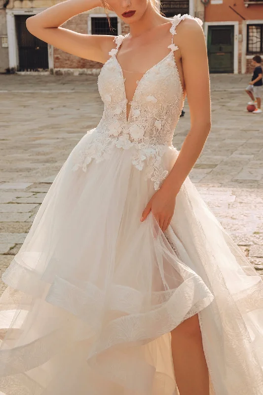 Tulle dress – Dress made with soft, voluminous tulle fabric, often worn for formal occasions or as part of a bridal outfit.Tulle dress – Dress made with soft, voluminous tulle fabric, often worn for formal occasions or as part of a bridal outfit.A Line V neck Lace Appliques Ruffles Rustic Wedding Dress QW2301 Tulle dress – Dress made with soft, voluminous tulle fabric, often worn for formal occasions or as part of a bridal outfit.Tulle dress – Dress made with soft, voluminous tulle fabric, often worn for formal occasions or as part of a bridal outfit.A Line V neck Lace Appliques Ruffles Rustic Wedding Dress QW2301