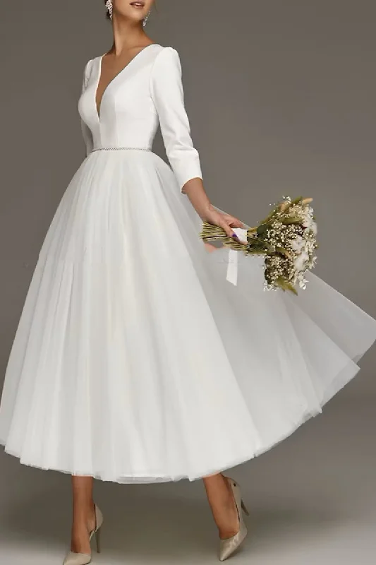 Sundress – Light, sleeveless dress typically worn in warm weather, often made from cotton or linen.Sundress – Light, sleeveless dress typically worn in warm weather, often made from cotton or linen.Bridal Shower Vintage 1940s / 1950s Little White Dresses Wedding Dresses Tea Length 3/4 Sleeves Bridal Gown QW2394 Sundress – Light, sleeveless dress typically worn in warm weather, often made from cotton or linen.Sundress – Light, sleeveless dress typically worn in warm weather, often made from cotton or linen.Bridal Shower Vintage 1940s / 1950s Little White Dresses Wedding Dresses Tea Length 3/4 Sleeves Bridal Gown QW2394