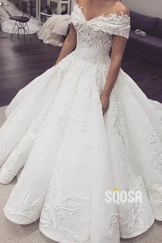 Halterneck dress – Dress with straps that tie around the neck, leaving the shoulders and back exposed.Halterneck dress – Dress with straps that tie around the neck, leaving the shoulders and back exposed.Ball Gown Unique Off-Shoulder Luxury Lace Wedding Dress QW2492 Halterneck dress – Dress with straps that tie around the neck, leaving the shoulders and back exposed.Halterneck dress – Dress with straps that tie around the neck, leaving the shoulders and back exposed.Ball Gown Unique Off-Shoulder Luxury Lace Wedding Dress QW2492