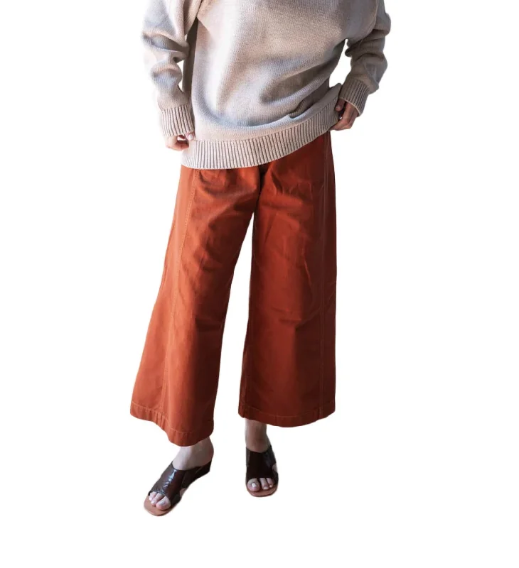 Linen trousers – Lightweight, breathable trousers made from linen fabric, perfect for warmer weather.Linen trousers – Lightweight, breathable trousers made from linen fabric, perfect for warmer weather.Linen trousers – Lightweight, breathable trousers made from linen fabric, perfect for warmer weather.Garra Pant In Terracotta Linen trousers – Lightweight, breathable trousers made from linen fabric, perfect for warmer weather.Linen trousers – Lightweight, breathable trousers made from linen fabric, perfect for warmer weather.Linen trousers – Lightweight, breathable trousers made from linen fabric, perfect for warmer weather.Garra Pant In Terracotta