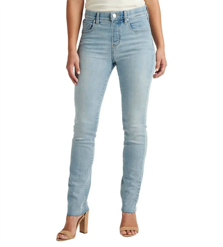 High-waisted trousers – Trousers that sit above the waistline for a flattering, elongating look.High-waisted trousers – Trousers that sit above the waistline for a flattering, elongating look.High-waisted trousers – Trousers that sit above the waistline for a flattering, elongating look.High Rise Valentina Straight Jean In Hollywood High-waisted trousers – Trousers that sit above the waistline for a flattering, elongating look.High-waisted trousers – Trousers that sit above the waistline for a flattering, elongating look.High-waisted trousers – Trousers that sit above the waistline for a flattering, elongating look.High Rise Valentina Straight Jean In Hollywood