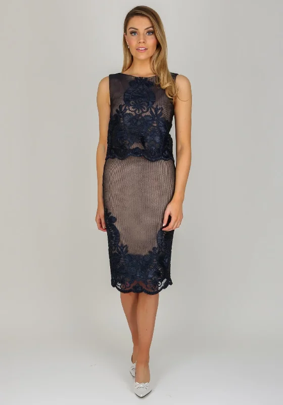 Empire waist dress – Dress with a high waistline, just under the bust, for a flattering silhouette.Empire waist dress – Dress with a high waistline, just under the bust, for a flattering silhouette.Kevan Jon Saskia Embroidered Mesh Dress, Navy Empire waist dress – Dress with a high waistline, just under the bust, for a flattering silhouette.Empire waist dress – Dress with a high waistline, just under the bust, for a flattering silhouette.Kevan Jon Saskia Embroidered Mesh Dress, Navy