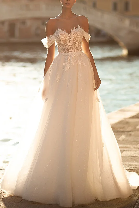Peplum dress – Dress with a flared ruffle or extra fabric at the waist, adding volume and shaping to the lower half.Peplum dress – Dress with a flared ruffle or extra fabric at the waist, adding volume and shaping to the lower half.A Line Sweetheart Appliques Rustic Wedding Dress Bridal Gown QW2197 Peplum dress – Dress with a flared ruffle or extra fabric at the waist, adding volume and shaping to the lower half.Peplum dress – Dress with a flared ruffle or extra fabric at the waist, adding volume and shaping to the lower half.A Line Sweetheart Appliques Rustic Wedding Dress Bridal Gown QW2197