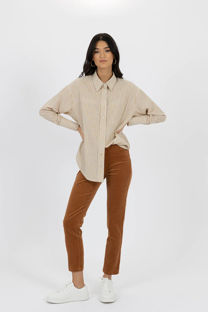 Cropped trousers – Trousers that are shortened to a length above the ankle.Cropped trousers – Trousers that are shortened to a length above the ankle.Cropped trousers – Trousers that are shortened to a length above the ankle.Queen Cord Jean Cropped trousers – Trousers that are shortened to a length above the ankle.Cropped trousers – Trousers that are shortened to a length above the ankle.Cropped trousers – Trousers that are shortened to a length above the ankle.Queen Cord Jean