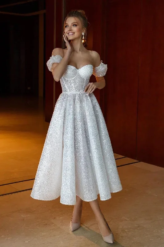 Sheath dress – Form-fitting dress that hugs the body and typically hits just above or at the knee.Sheath dress – Form-fitting dress that hugs the body and typically hits just above or at the knee.A Line Sweetheart Short Sleeves Sparkly Boho Wedding Dress QW0829 Sheath dress – Form-fitting dress that hugs the body and typically hits just above or at the knee.Sheath dress – Form-fitting dress that hugs the body and typically hits just above or at the knee.A Line Sweetheart Short Sleeves Sparkly Boho Wedding Dress QW0829