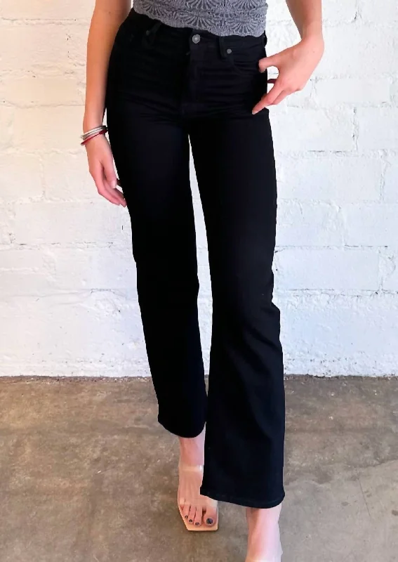 Houndstooth trousers – Trousers featuring the distinctive houndstooth pattern, typically in black and white or muted tones.Houndstooth trousers – Trousers featuring the distinctive houndstooth pattern, typically in black and white or muted tones.Houndstooth trousers – Trousers featuring the distinctive houndstooth pattern, typically in black and white or muted tones.Tracey High Rise Straight Jean In Black Houndstooth trousers – Trousers featuring the distinctive houndstooth pattern, typically in black and white or muted tones.Houndstooth trousers – Trousers featuring the distinctive houndstooth pattern, typically in black and white or muted tones.Houndstooth trousers – Trousers featuring the distinctive houndstooth pattern, typically in black and white or muted tones.Tracey High Rise Straight Jean In Black