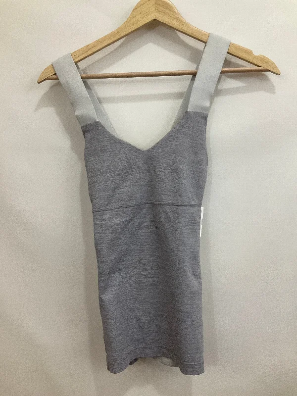 Sweater vest – Knit vest, often sleeveless, worn for layering or warmthSweater vest – Knit vest, often sleeveless, worn for layering or warmthAthletic Tank Top By Lululemon Size: 8 Sweater vest – Knit vest, often sleeveless, worn for layering or warmthSweater vest – Knit vest, often sleeveless, worn for layering or warmthAthletic Tank Top By Lululemon Size: 8