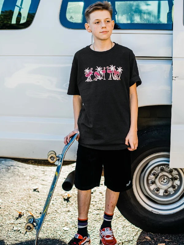 Banded hem – T-shirt with a stitched or elastic band at the bottomBanded hem – T-shirt with a stitched or elastic band at the bottomBig Boys Flamingbros Short Sleeve Tee - Black Banded hem – T-shirt with a stitched or elastic band at the bottomBanded hem – T-shirt with a stitched or elastic band at the bottomBig Boys Flamingbros Short Sleeve Tee - Black