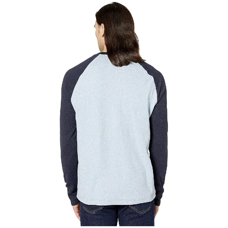 Raglan sleeve – Diagonal seam extending from the underarm to neckline, giving a sporty lookRaglan sleeve – Diagonal seam extending from the underarm to neckline, giving a sporty lookOriginal Penguin Men's Long Raglan Sleeve Duofold Tee Shirt Faded Denim Blue Size Xl