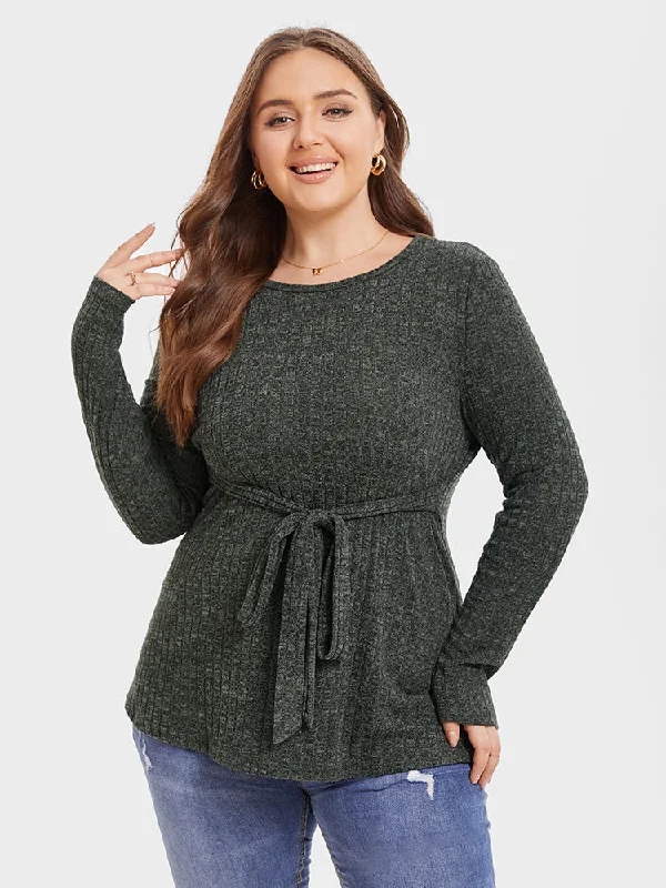Cap sleeve – Short sleeve that covers only the shoulderCap sleeve – Short sleeve that covers only the shoulderRound Neck Marled Knit Belted Tee Cap sleeve – Short sleeve that covers only the shoulderCap sleeve – Short sleeve that covers only the shoulderRound Neck Marled Knit Belted Tee
