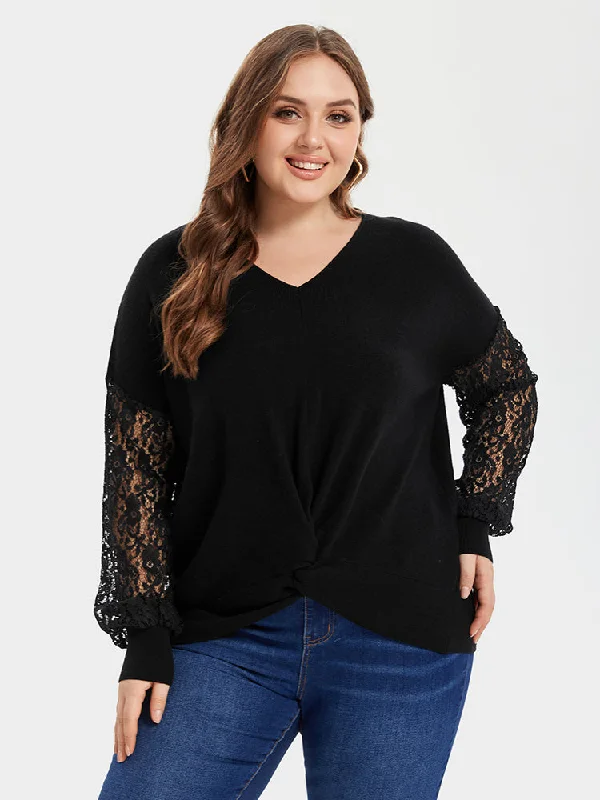 Raglan sleeve – Diagonal seam extending from the underarm to neckline, giving a sporty lookRaglan sleeve – Diagonal seam extending from the underarm to neckline, giving a sporty lookV-Neck Contrast Lace Sleeve Twist Tee Raglan sleeve – Diagonal seam extending from the underarm to neckline, giving a sporty lookRaglan sleeve – Diagonal seam extending from the underarm to neckline, giving a sporty lookV-Neck Contrast Lace Sleeve Twist Tee
