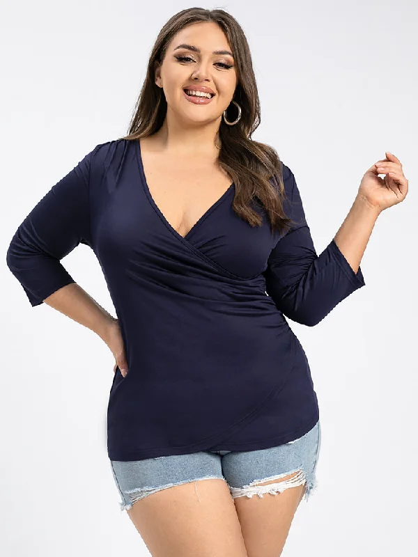Cap sleeve – Short sleeve that covers only the shoulderCap sleeve – Short sleeve that covers only the shoulderPlus Blue Crisscross V-Neck Tee Cap sleeve – Short sleeve that covers only the shoulderCap sleeve – Short sleeve that covers only the shoulderPlus Blue Crisscross V-Neck Tee