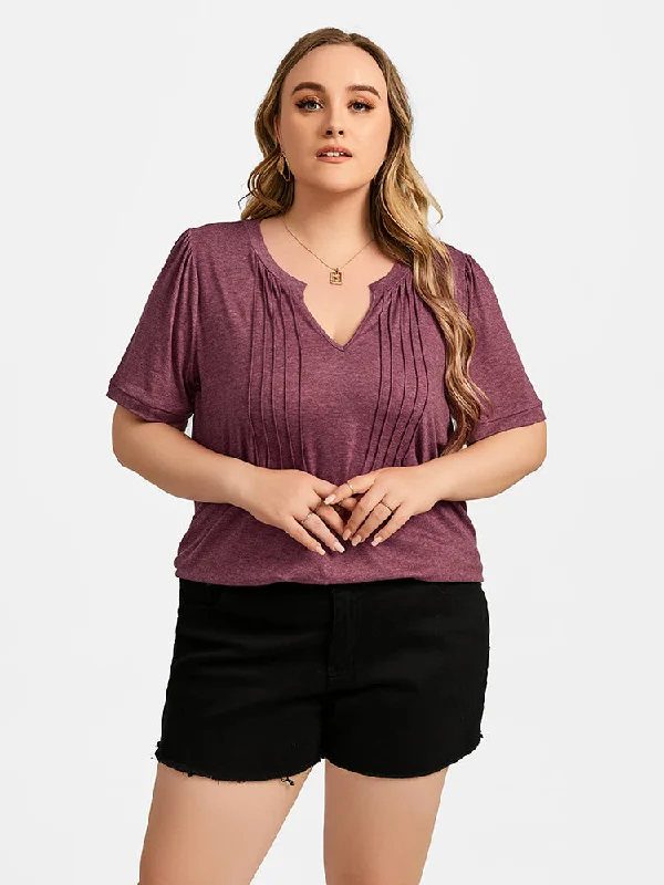 Long sleeve – Full-length sleeve, great for layeringLong sleeve – Full-length sleeve, great for layeringPlus Ruched V-Neck Ruffle Sleeve Tee Long sleeve – Full-length sleeve, great for layeringLong sleeve – Full-length sleeve, great for layeringPlus Ruched V-Neck Ruffle Sleeve Tee