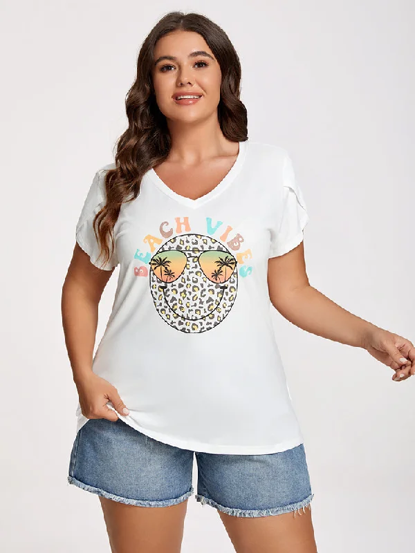 Plain/basic – Solid color, no graphics or designsPlain/basic – Solid color, no graphics or designsPlus White Beach Vibes Graphic Tee Plain/basic – Solid color, no graphics or designsPlain/basic – Solid color, no graphics or designsPlus White Beach Vibes Graphic Tee