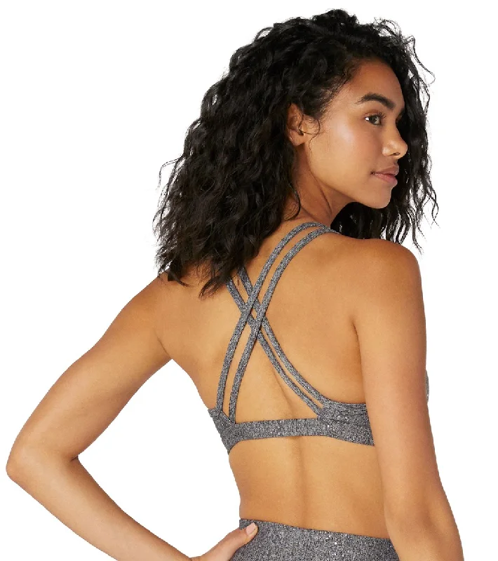 V-neck sports bra – Sports bra with a V-shaped neckline for a flattering and comfortable fit.V-neck sports bra – Sports bra with a V-shaped neckline for a flattering and comfortable fit.Beyond Yoga Double Back Alloy Speckled Bra Black/White Shiny Mauve Speckle V-neck sports bra – Sports bra with a V-shaped neckline for a flattering and comfortable fit.V-neck sports bra – Sports bra with a V-shaped neckline for a flattering and comfortable fit.Beyond Yoga Double Back Alloy Speckled Bra Black/White Shiny Mauve Speckle