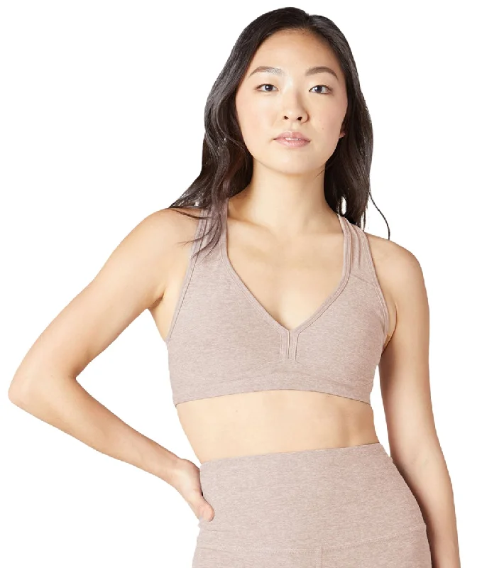 Adjustable straps sports bra – Sports bra with straps that can be adjusted for a personalized fit and comfort.Adjustable straps sports bra – Sports bra with straps that can be adjusted for a personalized fit and comfort.Beyond Yoga Spacedye Lift Your Spirits Yoga Sports Bra Chai Adjustable straps sports bra – Sports bra with straps that can be adjusted for a personalized fit and comfort.Adjustable straps sports bra – Sports bra with straps that can be adjusted for a personalized fit and comfort.Beyond Yoga Spacedye Lift Your Spirits Yoga Sports Bra Chai