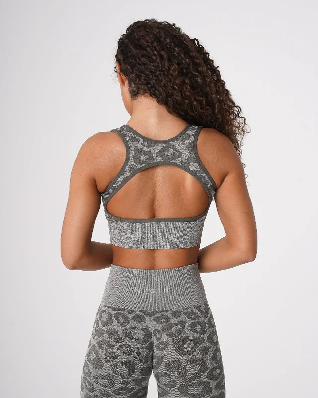 Supportive sports bra – Sports bra specifically designed to provide strong support, often for larger busts or high-impact activities.Supportive sports bra – Sports bra specifically designed to provide strong support, often for larger busts or high-impact activities.Khaki Green Leopard Eclipse Seamless Bra Supportive sports bra – Sports bra specifically designed to provide strong support, often for larger busts or high-impact activities.Supportive sports bra – Sports bra specifically designed to provide strong support, often for larger busts or high-impact activities.Khaki Green Leopard Eclipse Seamless Bra
