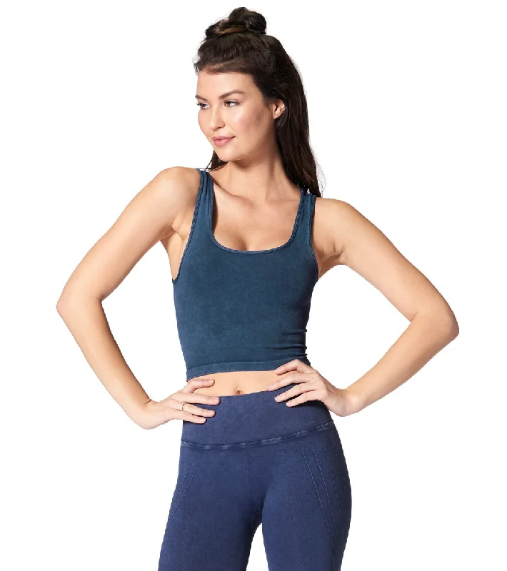 Push-up sports bra – Sports bra with added padding or structure to lift and shape the bust, providing extra support.Push-up sports bra – Sports bra with added padding or structure to lift and shape the bust, providing extra support.NUX Be Free Mineral Wash Seamless Yoga Crop Top Steely Skies Wash Push-up sports bra – Sports bra with added padding or structure to lift and shape the bust, providing extra support.Push-up sports bra – Sports bra with added padding or structure to lift and shape the bust, providing extra support.NUX Be Free Mineral Wash Seamless Yoga Crop Top Steely Skies Wash