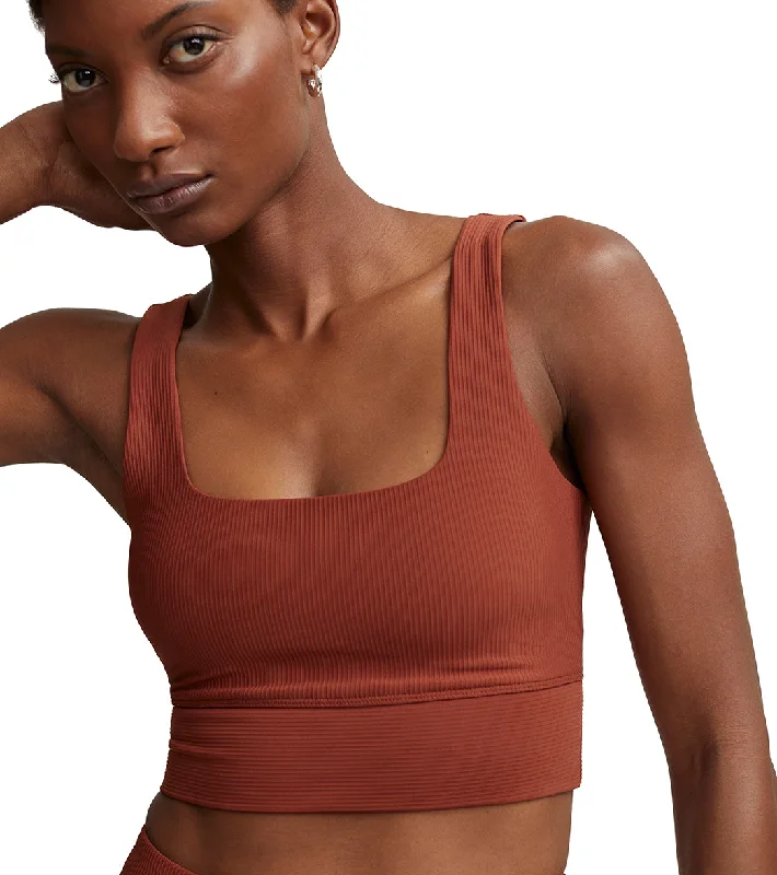 Compression tank sports bra – Combination of a tank top and sports bra, providing full coverage and support for the upper body.Compression tank sports bra – Combination of a tank top and sports bra, providing full coverage and support for the upper body.Varley Let's Move Rib Ryan Bra Compression tank sports bra – Combination of a tank top and sports bra, providing full coverage and support for the upper body.Compression tank sports bra – Combination of a tank top and sports bra, providing full coverage and support for the upper body.Varley Let's Move Rib Ryan Bra
