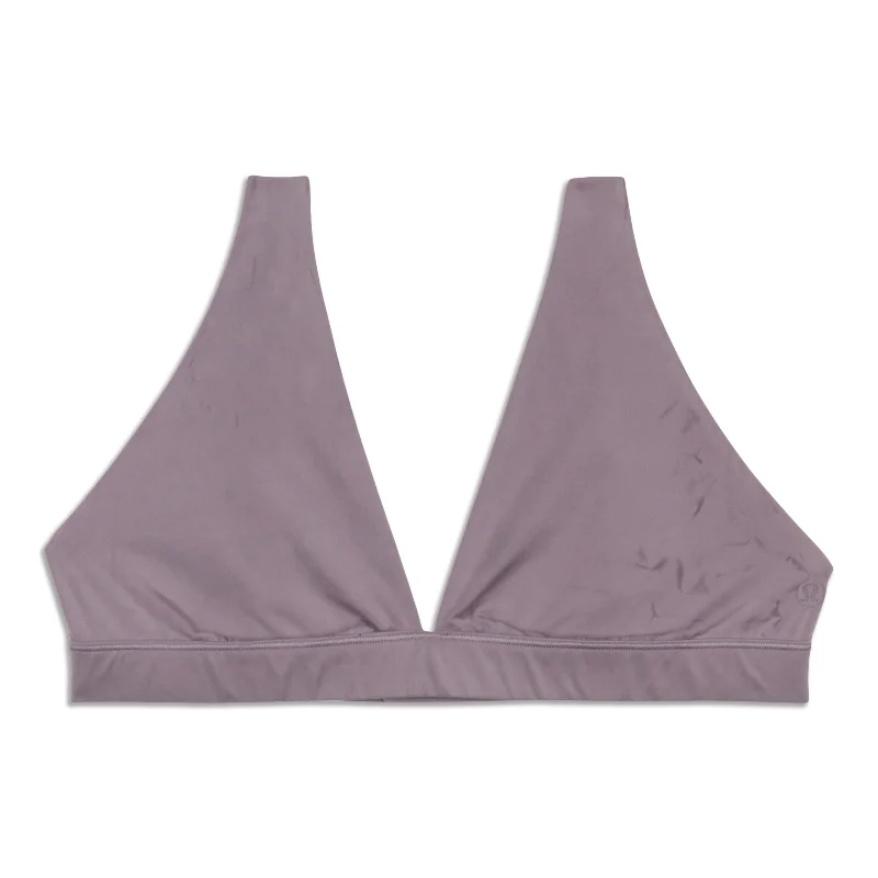 Wireless sports bra – Sports bra without underwire, offering more comfort and flexibility for a wide range of activities.Wireless sports bra – Sports bra without underwire, offering more comfort and flexibility for a wide range of activities.Wundermost Ultra-Soft Triangle Bralette A–D Cups - Resale Wireless sports bra – Sports bra without underwire, offering more comfort and flexibility for a wide range of activities.Wireless sports bra – Sports bra without underwire, offering more comfort and flexibility for a wide range of activities.Wundermost Ultra-Soft Triangle Bralette A–D Cups - Resale